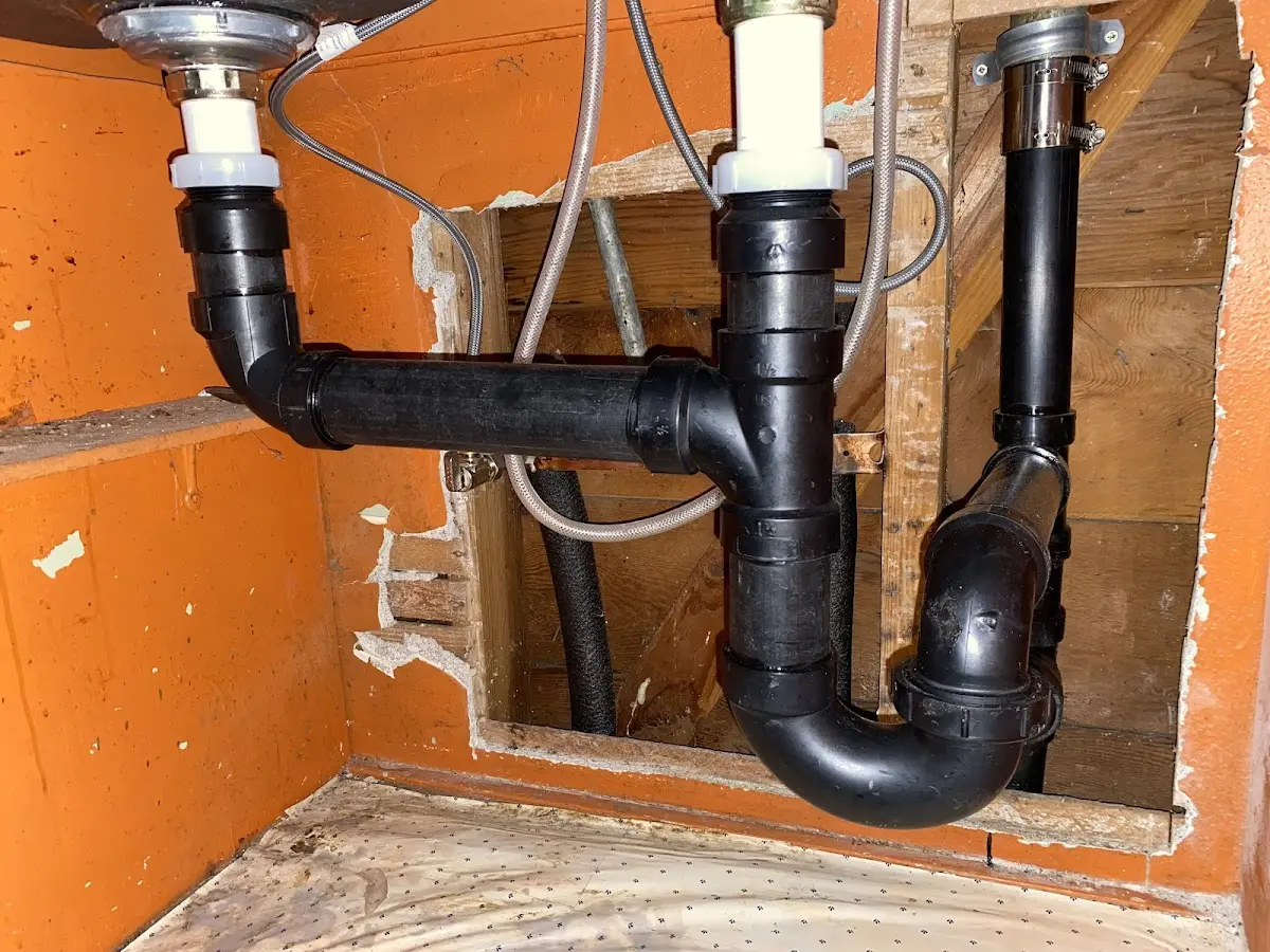 Professional Pipe Bursting equipment and tools on the job in Hesston